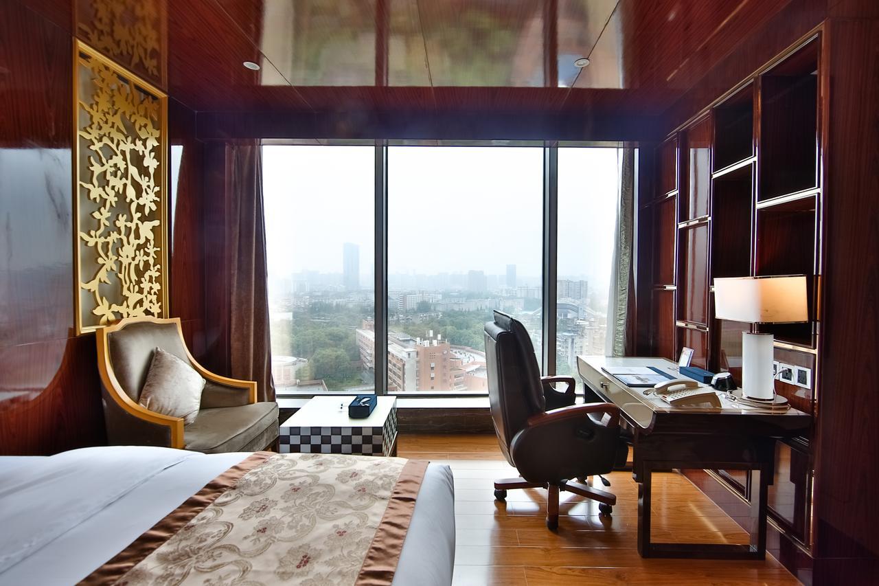 Chengdu Cynn Hotel Exterior photo